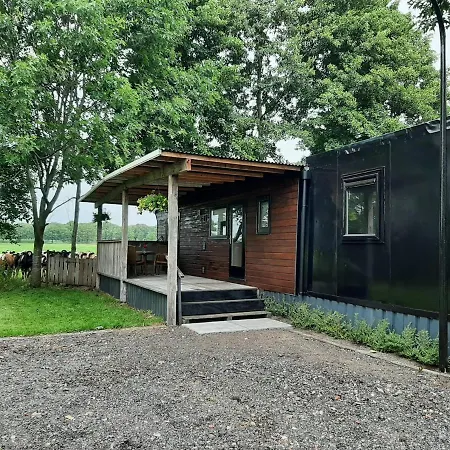 Camping Pak Oe Rust, Bij Stacaravan Busscher *