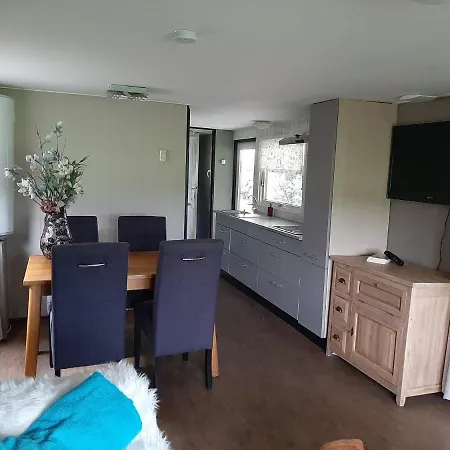 Pak Oe Rust, Bij Stacaravan Busscher *