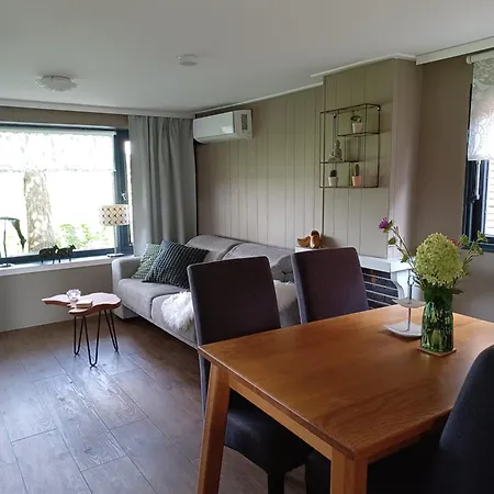 Pak Oe Rust, Bij Stacaravan Busscher * Geesteren (Overijssel)