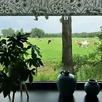 Pak Oe Rust, Bij Stacaravan Busscher Camping Geesteren (Overijssel)