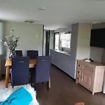 Pak Oe Rust, Bij Stacaravan Busscher *